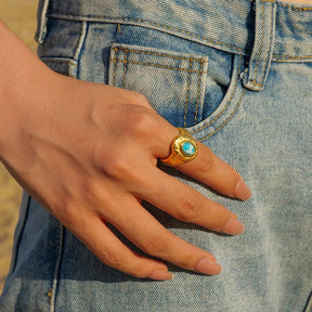 Anel com Pedra Azul em Disco